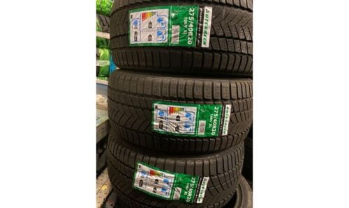 AUTOGREEN 275/40R20