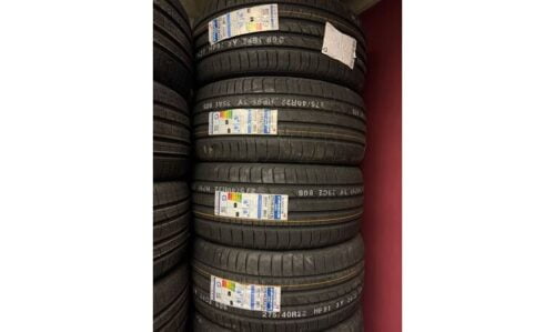 KUMHO TIRE 275/40R22
