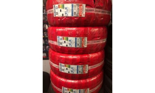 KUMHO TIRE 225/40/ZR18