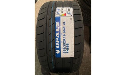 Opal FH888 255/35ZR19 (All Season)